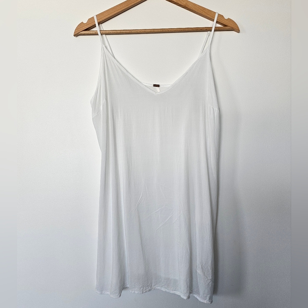 Free People White Camisole Top Strappy Sleeveless V Neck Sz M